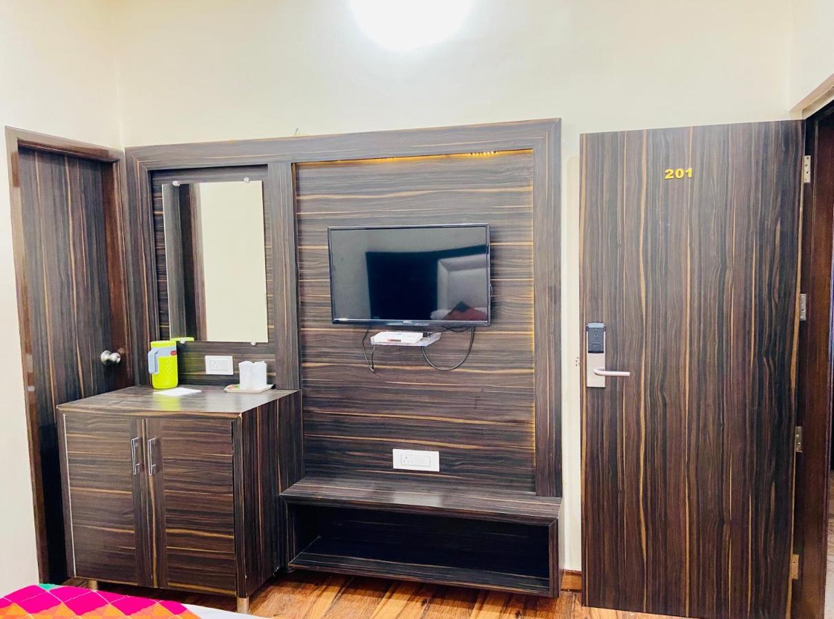 Hotel Kabir Residency Amritsar Exteriör bild