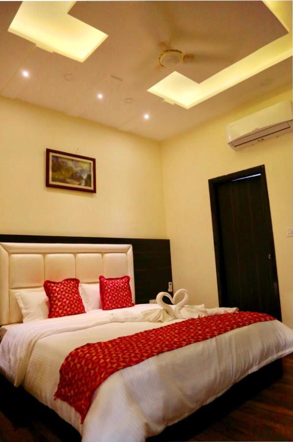 Hotel Kabir Residency Amritsar Exteriör bild
