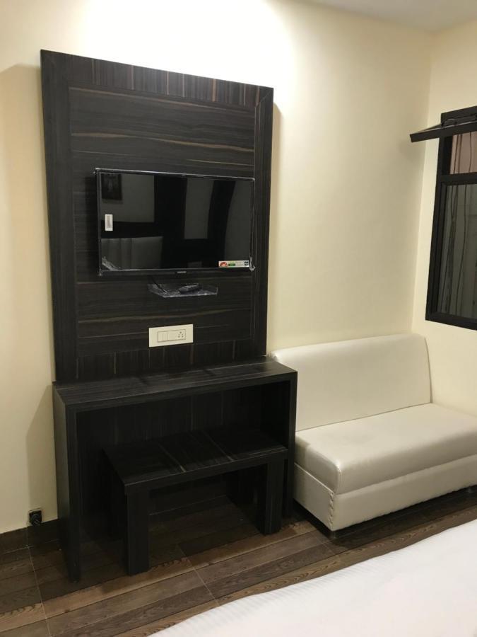 Hotel Kabir Residency Amritsar Exteriör bild